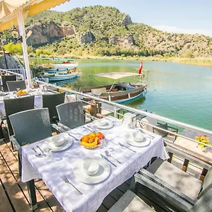Yağmur Oda ve Kahvaltı